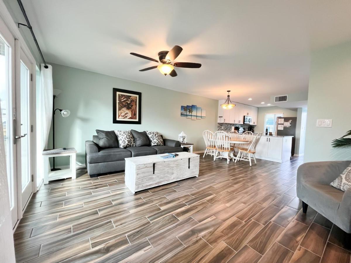 Rockport Waterfront Condo With A View Екстер'єр фото