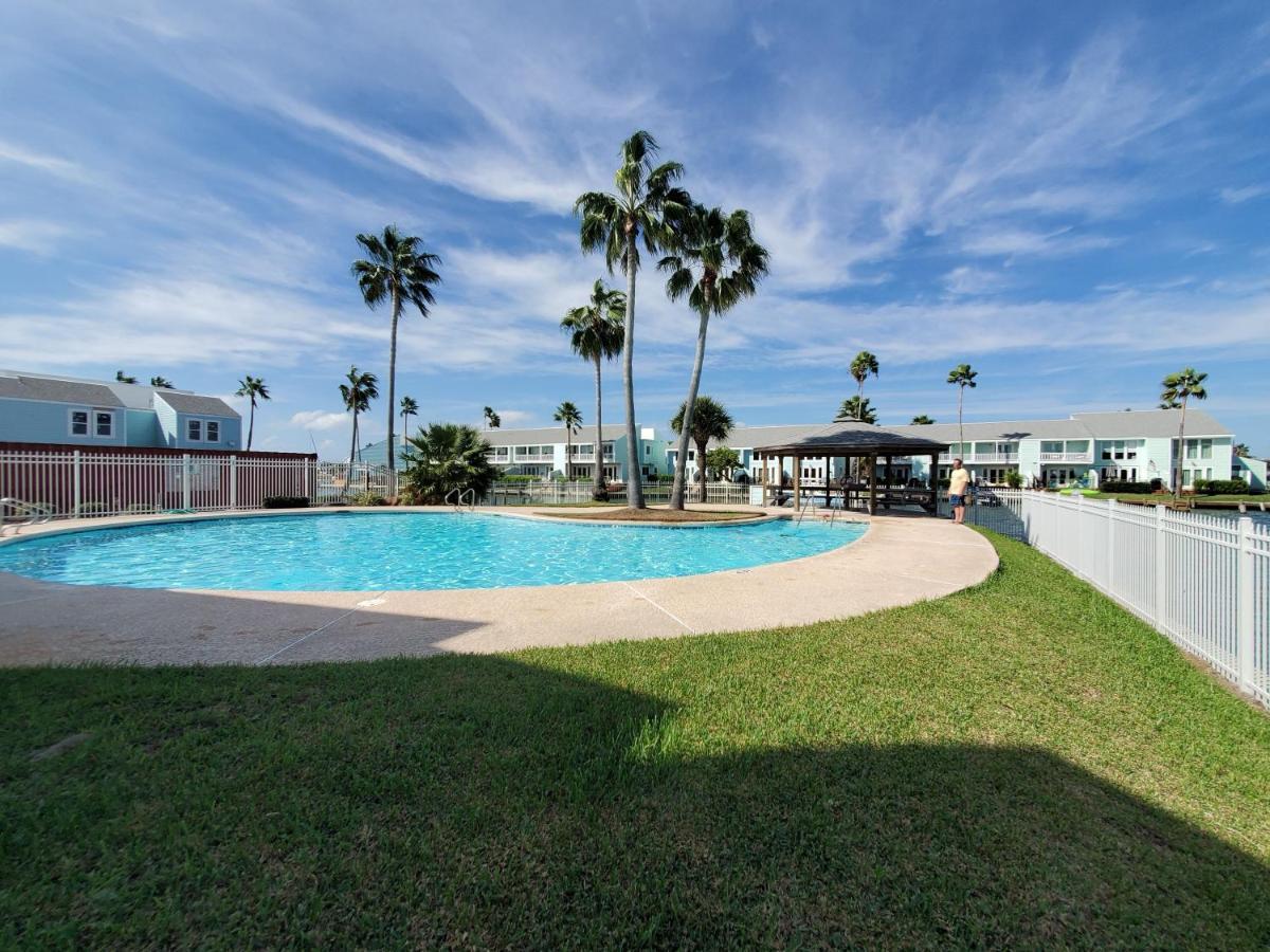Rockport Waterfront Condo With A View Екстер'єр фото
